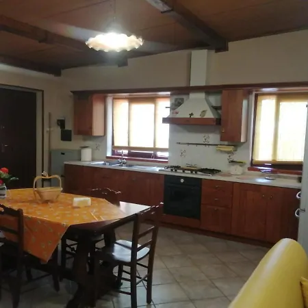 Casa Vacanze Con Tutti I Comfort. Gioiosa Ionica